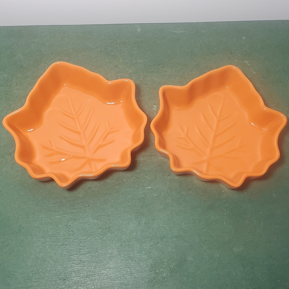 Celebrate It Leaf Dishes